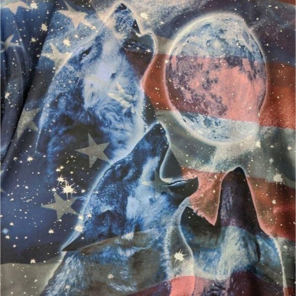Spirit of America flag three wolf moon sublimation print dry fit t-shirt small - Picture 4 of 7